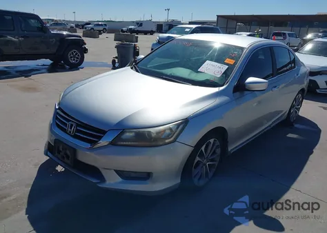 2014 Honda Accord Sport z USA, uszkodzony, nr VIN 1HGCR2F51EA217643